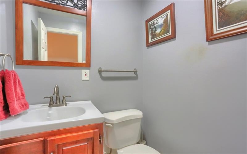 112 Lintel Dr, Canonsburg, 15317, 4 Bedrooms Bedrooms, 10 Rooms Rooms,2.2 BathroomsBathrooms,Residential,For Sale,Lintel Dr,1735165