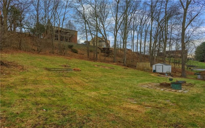 112 Lintel Dr, Canonsburg, 15317, 4 Bedrooms Bedrooms, 10 Rooms Rooms,2.2 BathroomsBathrooms,Residential,For Sale,Lintel Dr,1735165