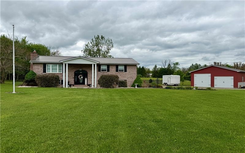 117 Suburban Acres, Carmichaels, 15320, 3 Bedrooms Bedrooms, 8 Rooms Rooms,3 BathroomsBathrooms,Residential,For Sale,Suburban Acres,1751231