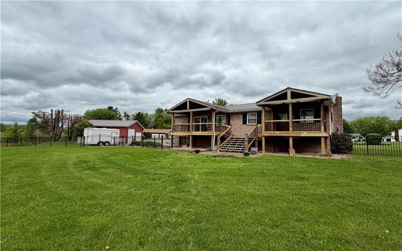 117 Suburban Acres, Carmichaels, 15320, 3 Bedrooms Bedrooms, 8 Rooms Rooms,3 BathroomsBathrooms,Residential,For Sale,Suburban Acres,1751231