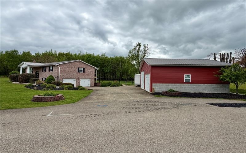 117 Suburban Acres, Carmichaels, 15320, 3 Bedrooms Bedrooms, 8 Rooms Rooms,3 BathroomsBathrooms,Residential,For Sale,Suburban Acres,1751231