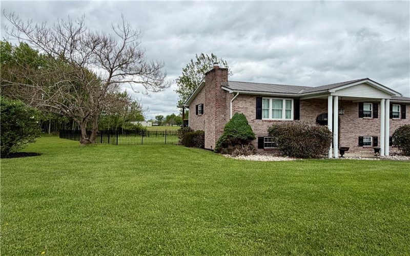 117 Suburban Acres, Carmichaels, 15320, 3 Bedrooms Bedrooms, 8 Rooms Rooms,3 BathroomsBathrooms,Residential,For Sale,Suburban Acres,1751231