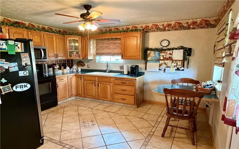 117 Suburban Acres, Carmichaels, 15320, 3 Bedrooms Bedrooms, 8 Rooms Rooms,3 BathroomsBathrooms,Residential,For Sale,Suburban Acres,1751231