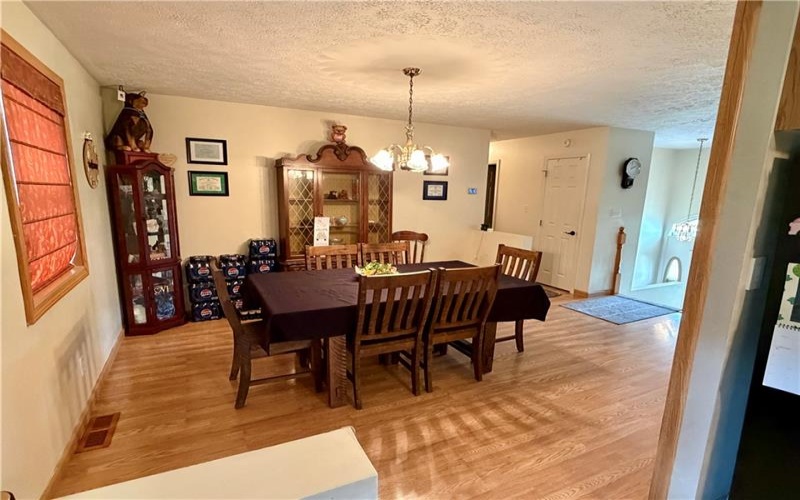 117 Suburban Acres, Carmichaels, 15320, 3 Bedrooms Bedrooms, 8 Rooms Rooms,3 BathroomsBathrooms,Residential,For Sale,Suburban Acres,1751231