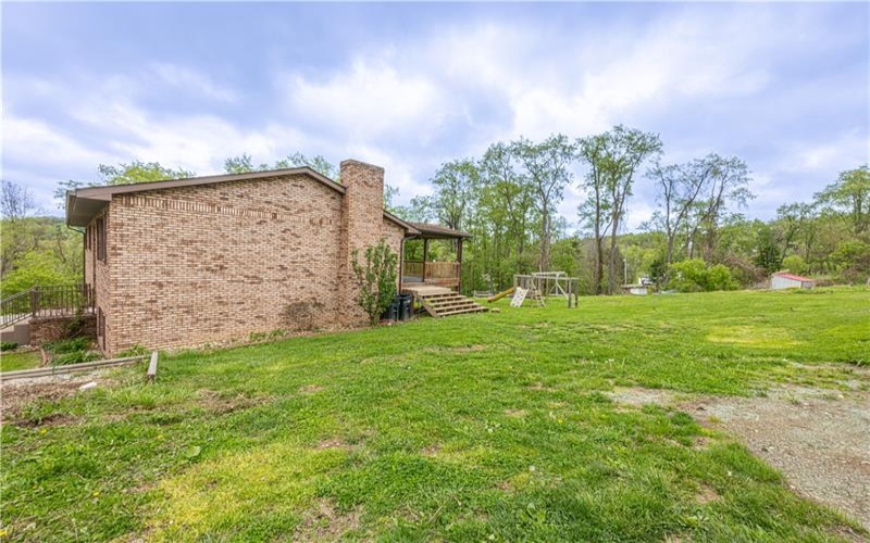 833 Main St, McClellandtown, 15458, 3 Bedrooms Bedrooms, ,2.1 BathroomsBathrooms,Residential,For Sale,Main St,1751260