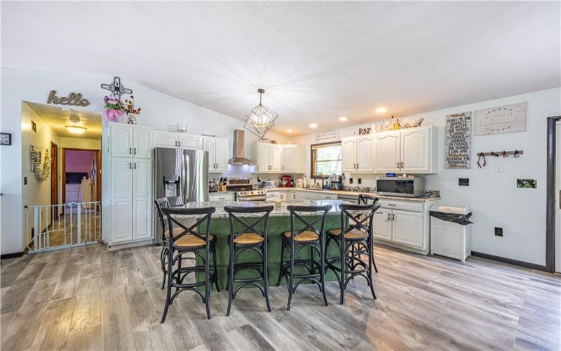 833 Main St, McClellandtown, 15458, 3 Bedrooms Bedrooms, ,2.1 BathroomsBathrooms,Residential,For Sale,Main St,1751260