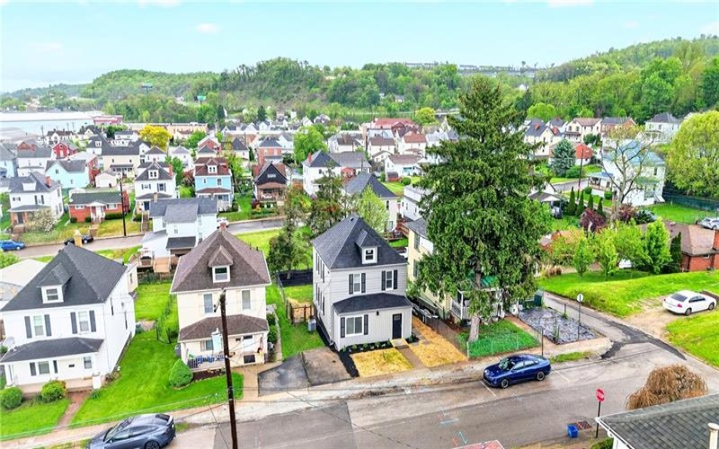 113 Boyle Ave, Canonsburg, 15317, 3 Bedrooms Bedrooms, 6 Rooms Rooms,1.1 BathroomsBathrooms,Residential,For Sale,Boyle Ave,1751272