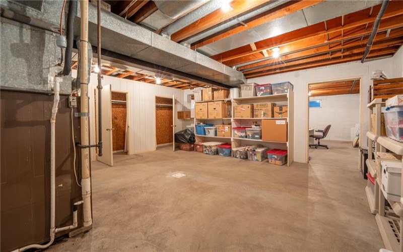 550 Locust Valley Rd, Greensburg, 15601, 3 Bedrooms Bedrooms, ,2.1 BathroomsBathrooms,Residential,For Sale,Locust Valley Rd,1750605
