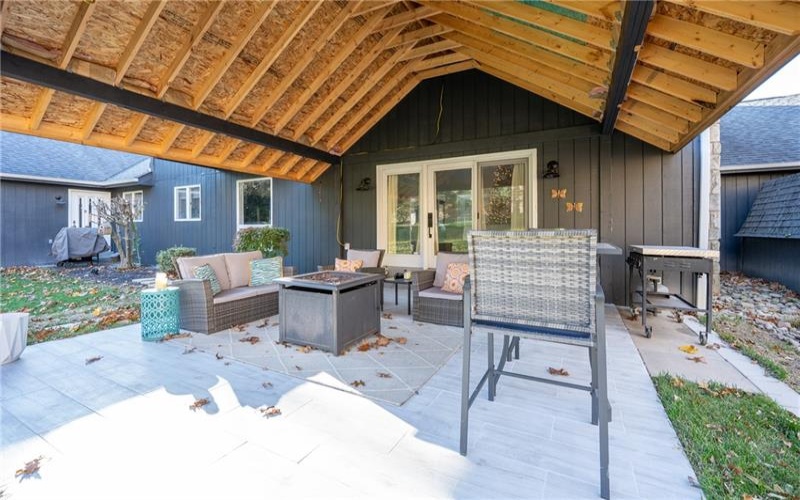 550 Locust Valley Rd, Greensburg, 15601, 3 Bedrooms Bedrooms, ,2.1 BathroomsBathrooms,Residential,For Sale,Locust Valley Rd,1750605