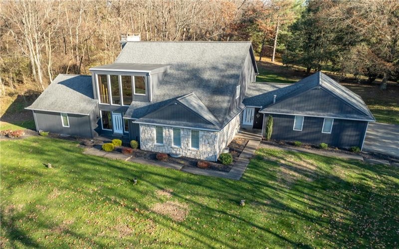 550 Locust Valley Rd, Greensburg, 15601, 3 Bedrooms Bedrooms, ,2.1 BathroomsBathrooms,Residential,For Sale,Locust Valley Rd,1750605