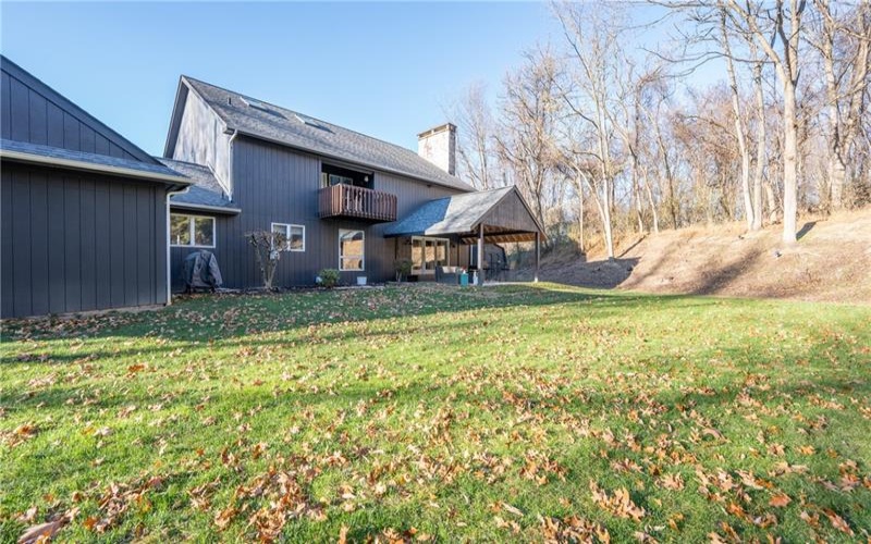 550 Locust Valley Rd, Greensburg, 15601, 3 Bedrooms Bedrooms, ,2.1 BathroomsBathrooms,Residential,For Sale,Locust Valley Rd,1750605