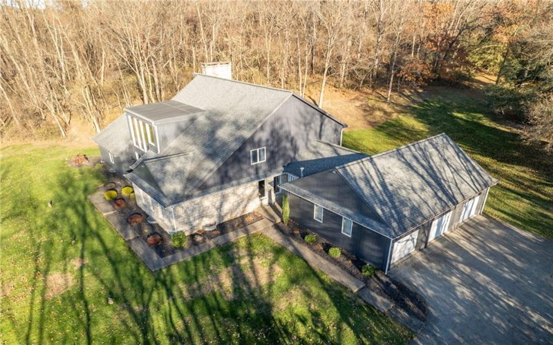 550 Locust Valley Rd, Greensburg, 15601, 3 Bedrooms Bedrooms, ,2.1 BathroomsBathrooms,Residential,For Sale,Locust Valley Rd,1750605