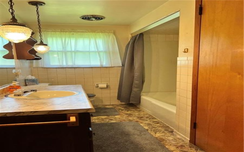 880 Pizza Barn Rd, Blairsville, 15717, 3 Bedrooms Bedrooms, 11 Rooms Rooms,2 BathroomsBathrooms,Residential,For Sale,Pizza Barn Rd,1751169