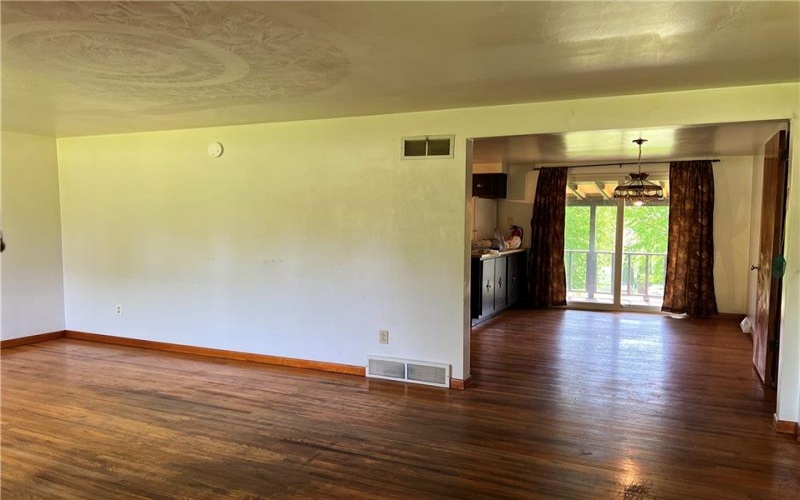 880 Pizza Barn Rd, Blairsville, 15717, 3 Bedrooms Bedrooms, 11 Rooms Rooms,2 BathroomsBathrooms,Residential,For Sale,Pizza Barn Rd,1751169