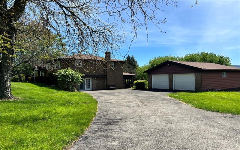 880 Pizza Barn Rd, Blairsville, 15717, 3 Bedrooms Bedrooms, 11 Rooms Rooms,2 BathroomsBathrooms,Residential,For Sale,Pizza Barn Rd,1751169