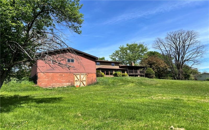 880 Pizza Barn Rd, Blairsville, 15717, 3 Bedrooms Bedrooms, 11 Rooms Rooms,2 BathroomsBathrooms,Residential,For Sale,Pizza Barn Rd,1751169