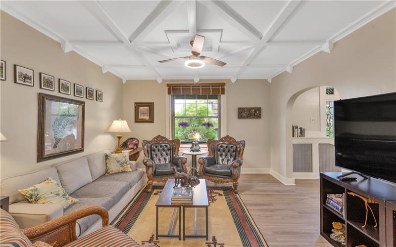 1334 Victoria Ave, New Kensington, 15068, 3 Bedrooms Bedrooms, 10 Rooms Rooms,2 BathroomsBathrooms,Residential,For Sale,Victoria Ave,1751249
