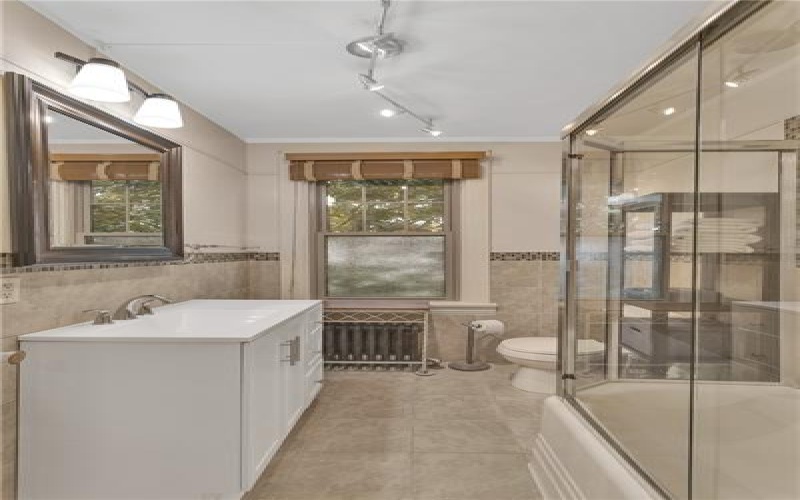 1334 Victoria Ave, New Kensington, 15068, 3 Bedrooms Bedrooms, 10 Rooms Rooms,2 BathroomsBathrooms,Residential,For Sale,Victoria Ave,1751249