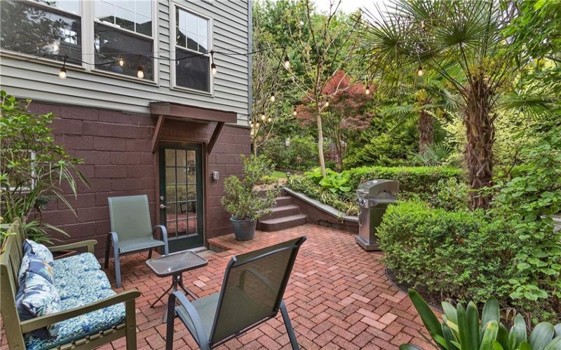 1334 Victoria Ave, New Kensington, 15068, 3 Bedrooms Bedrooms, 10 Rooms Rooms,2 BathroomsBathrooms,Residential,For Sale,Victoria Ave,1751249