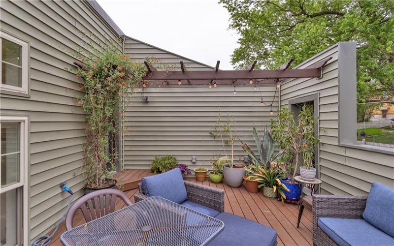 1334 Victoria Ave, New Kensington, 15068, 3 Bedrooms Bedrooms, 10 Rooms Rooms,2 BathroomsBathrooms,Residential,For Sale,Victoria Ave,1751249