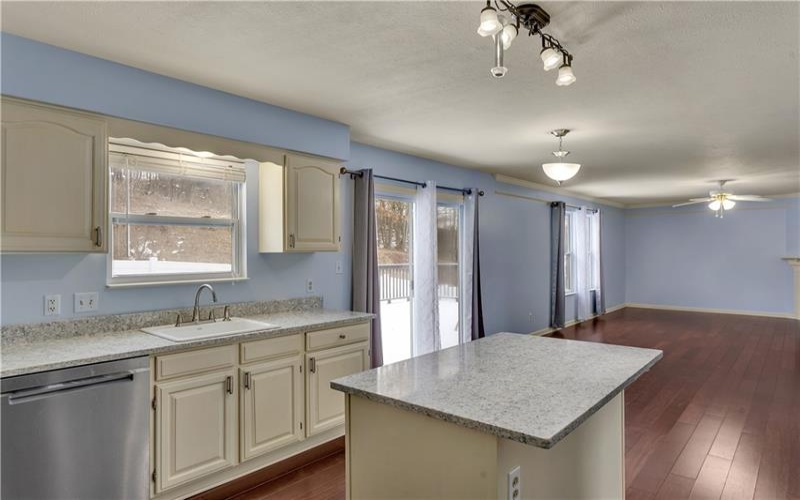 123 Stratford Ct, New Stanton, 15672, 4 Bedrooms Bedrooms, ,3.1 BathroomsBathrooms,Lease,For Rent,Stratford Ct,1751264