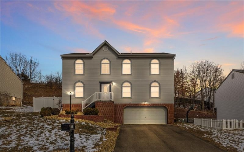 123 Stratford Ct, New Stanton, 15672, 4 Bedrooms Bedrooms, ,3.1 BathroomsBathrooms,Lease,For Rent,Stratford Ct,1751264