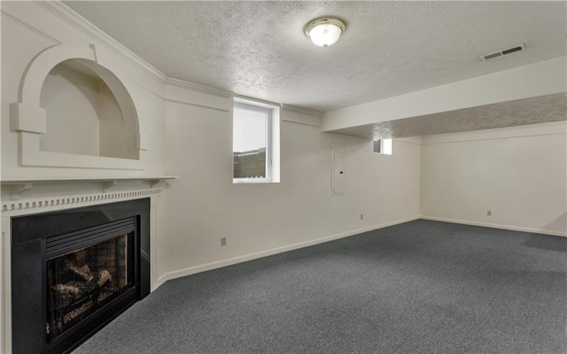 123 Stratford Ct, New Stanton, 15672, 4 Bedrooms Bedrooms, ,3.1 BathroomsBathrooms,Lease,For Rent,Stratford Ct,1751264