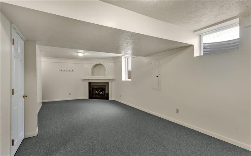 123 Stratford Ct, New Stanton, 15672, 4 Bedrooms Bedrooms, ,3.1 BathroomsBathrooms,Lease,For Rent,Stratford Ct,1751264