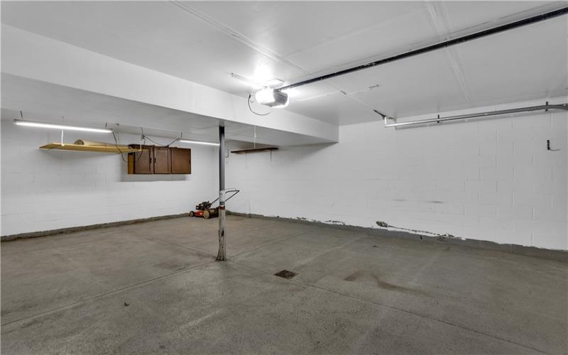 123 Stratford Ct, New Stanton, 15672, 4 Bedrooms Bedrooms, ,3.1 BathroomsBathrooms,Lease,For Rent,Stratford Ct,1751264