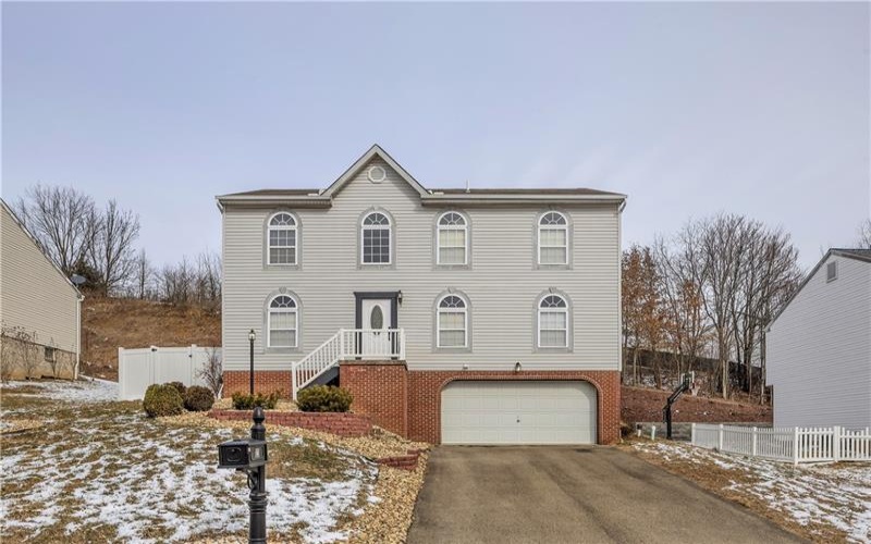 123 Stratford Ct, New Stanton, 15672, 4 Bedrooms Bedrooms, ,3.1 BathroomsBathrooms,Lease,For Rent,Stratford Ct,1751264