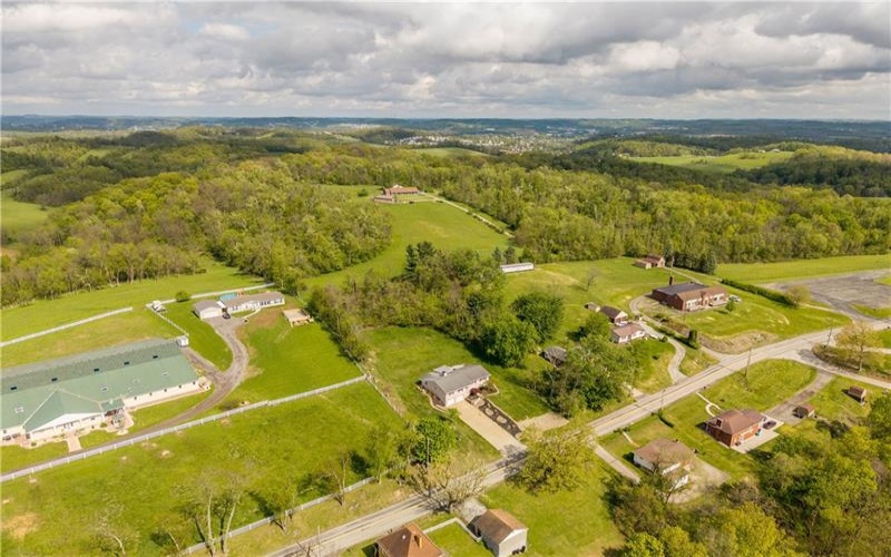 538 Old Hickory Ridge Rd, Washington, 15301, 3 Bedrooms Bedrooms, 10 Rooms Rooms,3 BathroomsBathrooms,Residential,For Sale,Old Hickory Ridge Rd,1751297