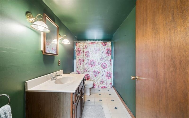 517 Moore Street, Arnold, 15068, 2 Bedrooms Bedrooms, ,1.1 BathroomsBathrooms,Residential,For Sale,Moore Street,1751460