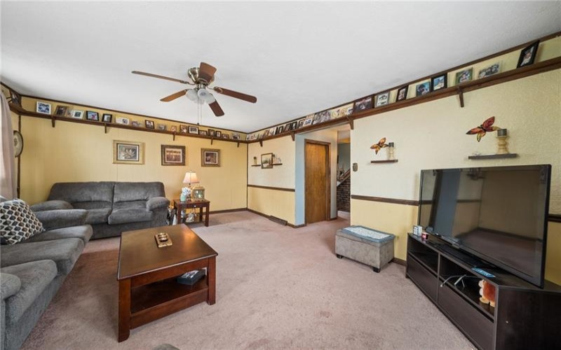 517 Moore Street, Arnold, 15068, 2 Bedrooms Bedrooms, ,1.1 BathroomsBathrooms,Residential,For Sale,Moore Street,1751460