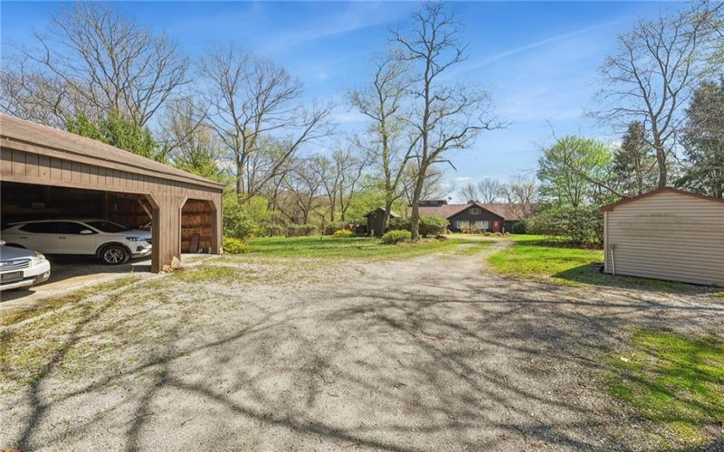 2705 Radebaugh, Jeannette, 15644, 5 Bedrooms Bedrooms, 11 Rooms Rooms,3.1 BathroomsBathrooms,Residential,For Sale,Radebaugh,1751474