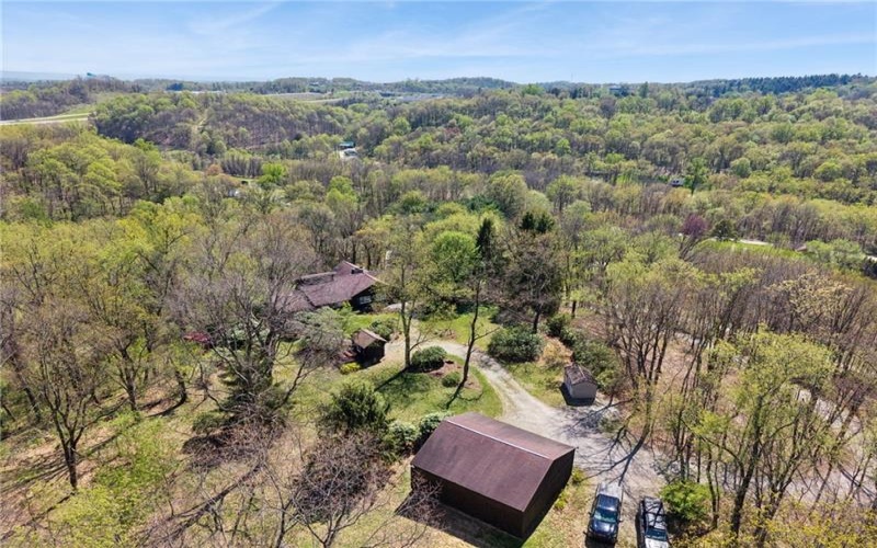 2705 Radebaugh, Jeannette, 15644, 5 Bedrooms Bedrooms, 11 Rooms Rooms,3.1 BathroomsBathrooms,Residential,For Sale,Radebaugh,1751474