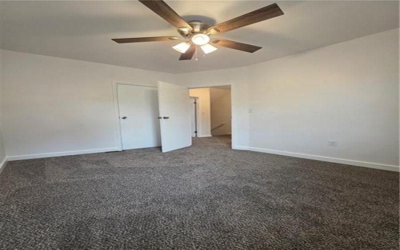 719 Allwine Ave, Jeannette, 15644, 2 Bedrooms Bedrooms, 5 Rooms Rooms,1 BathroomBathrooms,Residential,For Sale,Allwine Ave,1751480