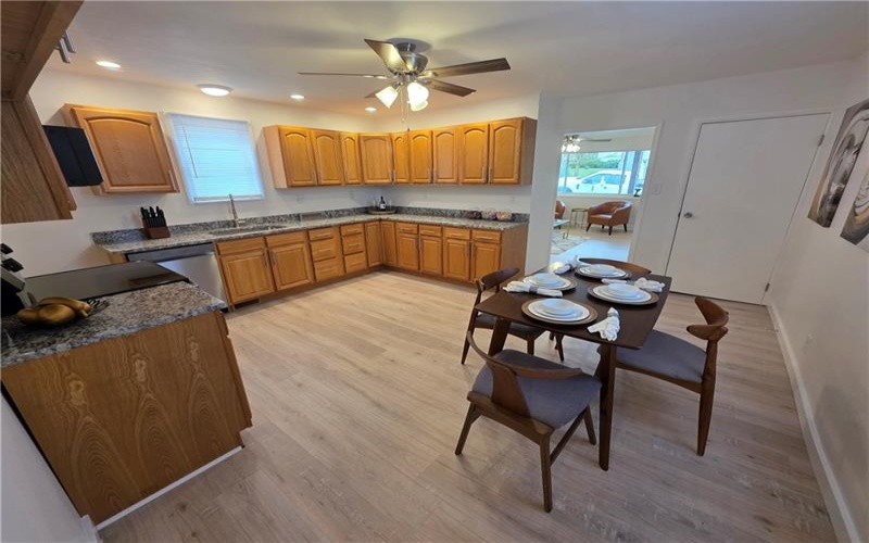 719 Allwine Ave, Jeannette, 15644, 2 Bedrooms Bedrooms, 5 Rooms Rooms,1 BathroomBathrooms,Residential,For Sale,Allwine Ave,1751480