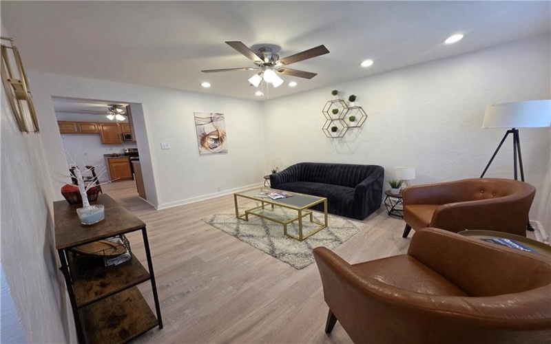 719 Allwine Ave, Jeannette, 15644, 2 Bedrooms Bedrooms, 5 Rooms Rooms,1 BathroomBathrooms,Residential,For Sale,Allwine Ave,1751480