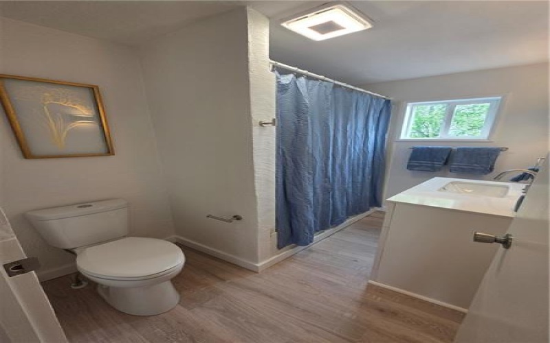 719 Allwine Ave, Jeannette, 15644, 2 Bedrooms Bedrooms, 5 Rooms Rooms,1 BathroomBathrooms,Residential,For Sale,Allwine Ave,1751480