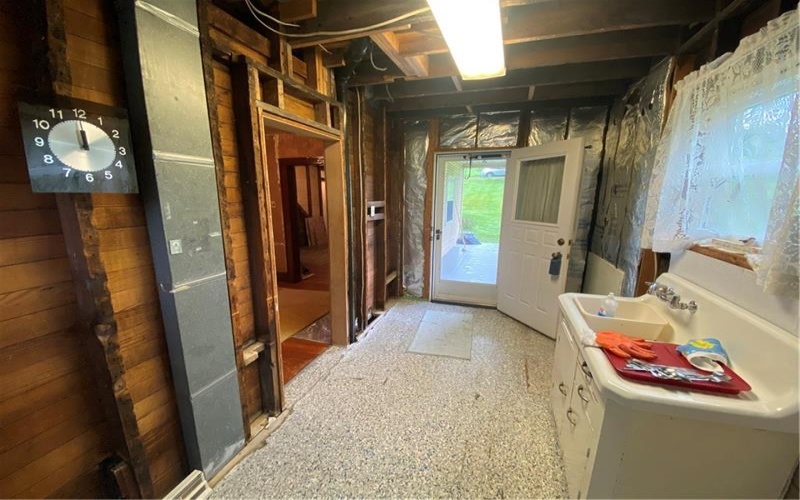 548 Chestnut St, Monessen, 15062, 2 Bedrooms Bedrooms, ,2 BathroomsBathrooms,Residential,For Sale,Chestnut St,1751511