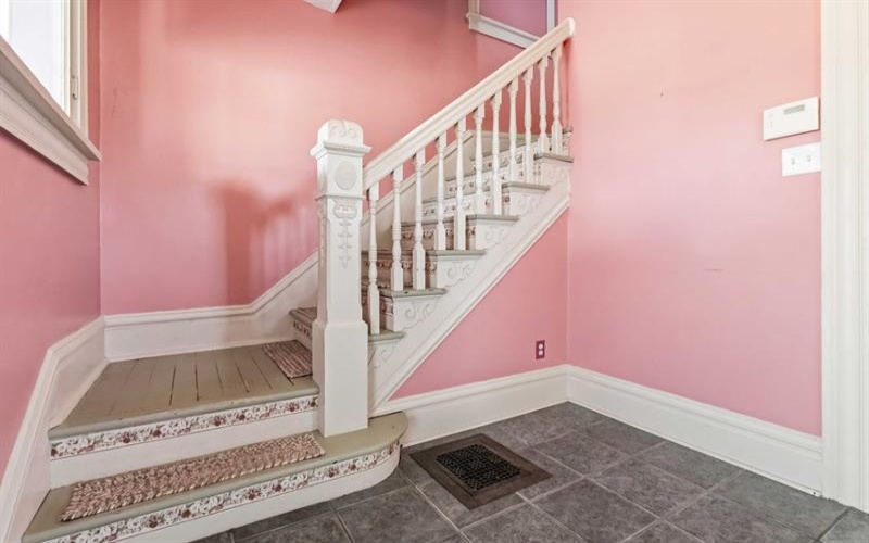 1607 Ligonier STREET, Latrobe, 15650, 4 Bedrooms Bedrooms, ,1.1 BathroomsBathrooms,Residential,For Sale,Ligonier,1751579