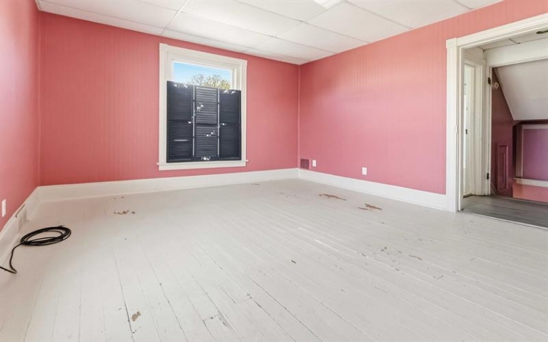 1607 Ligonier STREET, Latrobe, 15650, 4 Bedrooms Bedrooms, ,1.1 BathroomsBathrooms,Residential,For Sale,Ligonier,1751579