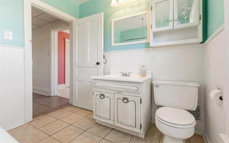 1607 Ligonier STREET, Latrobe, 15650, 4 Bedrooms Bedrooms, ,1.1 BathroomsBathrooms,Residential,For Sale,Ligonier,1751579