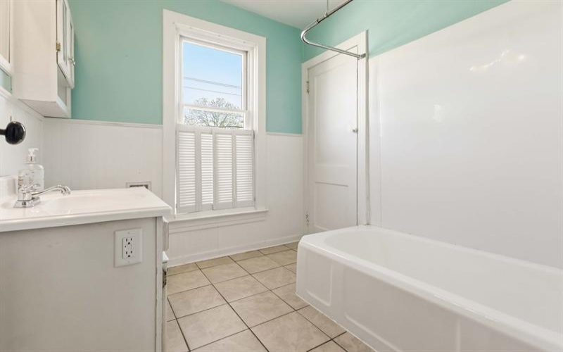 1607 Ligonier STREET, Latrobe, 15650, 4 Bedrooms Bedrooms, ,1.1 BathroomsBathrooms,Residential,For Sale,Ligonier,1751579