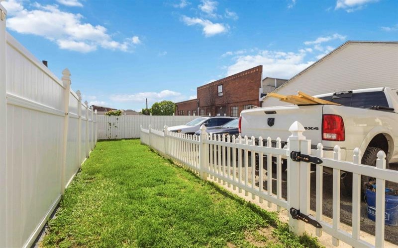 1607 Ligonier STREET, Latrobe, 15650, 4 Bedrooms Bedrooms, ,1.1 BathroomsBathrooms,Residential,For Sale,Ligonier,1751579
