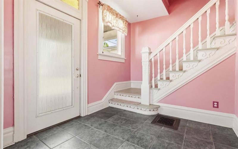 1607 Ligonier STREET, Latrobe, 15650, 4 Bedrooms Bedrooms, ,1.1 BathroomsBathrooms,Residential,For Sale,Ligonier,1751579