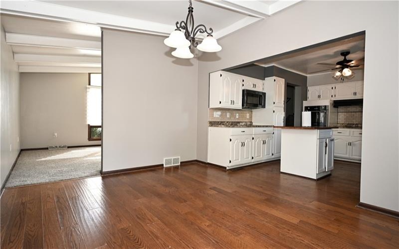 46 Mannina, Dunlevy, 15432, 3 Bedrooms Bedrooms, 9 Rooms Rooms,3 BathroomsBathrooms,Residential,For Sale,Mannina,1750341