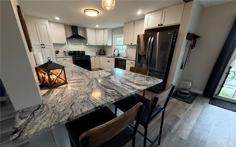 107 Hillcrest Rd, Eighty Four, 15330, 4 Bedrooms Bedrooms, 10 Rooms Rooms,2 BathroomsBathrooms,Residential,For Sale,Hillcrest Rd,1751604