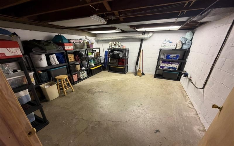 107 Hillcrest Rd, Eighty Four, 15330, 4 Bedrooms Bedrooms, 10 Rooms Rooms,2 BathroomsBathrooms,Residential,For Sale,Hillcrest Rd,1751604