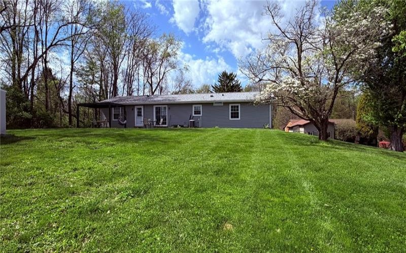 107 Hillcrest Rd, Eighty Four, 15330, 4 Bedrooms Bedrooms, 10 Rooms Rooms,2 BathroomsBathrooms,Residential,For Sale,Hillcrest Rd,1751604